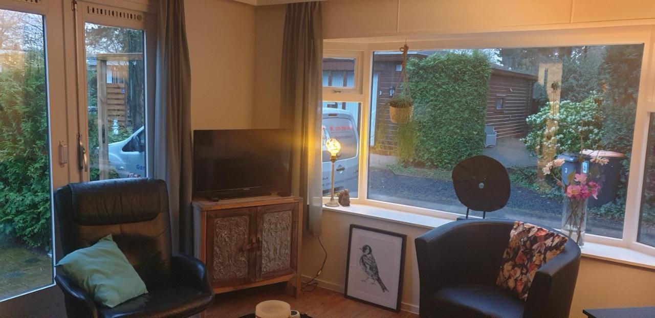 De Eekhoorn Villa Putten Eksteriør bilde